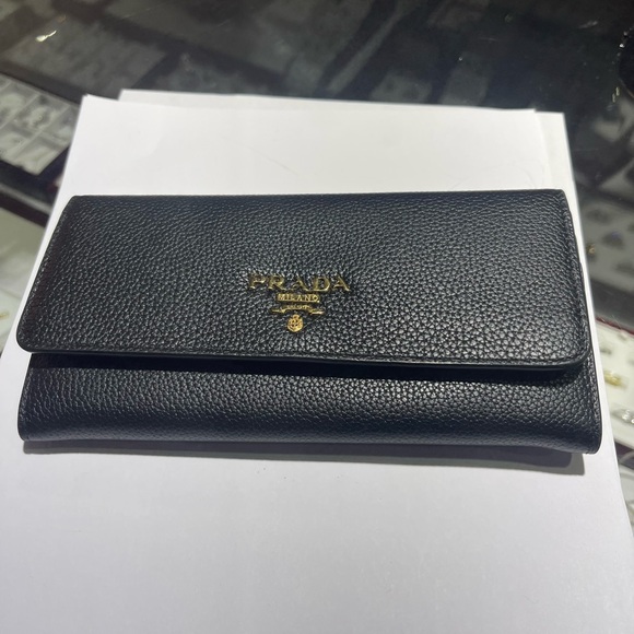 Authentic Prada Black Grain Leather Long Envelope Wallet - Picture 5 of 14